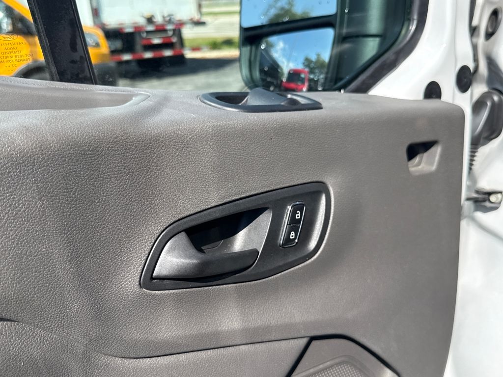 2023 Ford Transit photo 10