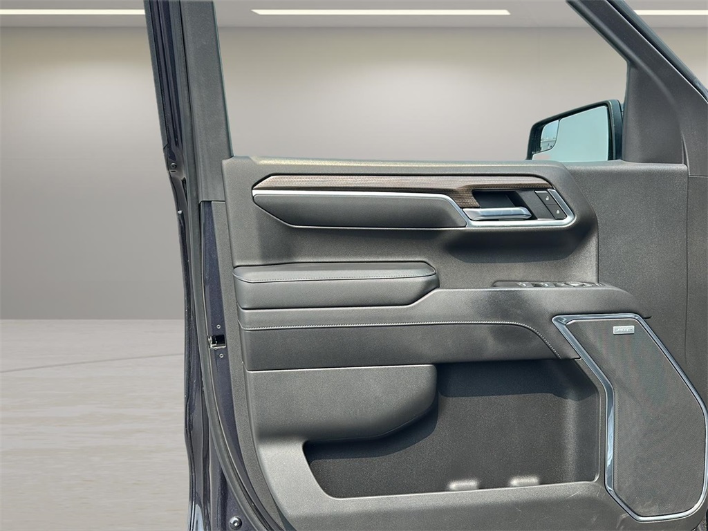 2022 Chevrolet Silverado 1500 LT Trail Boss photo 12