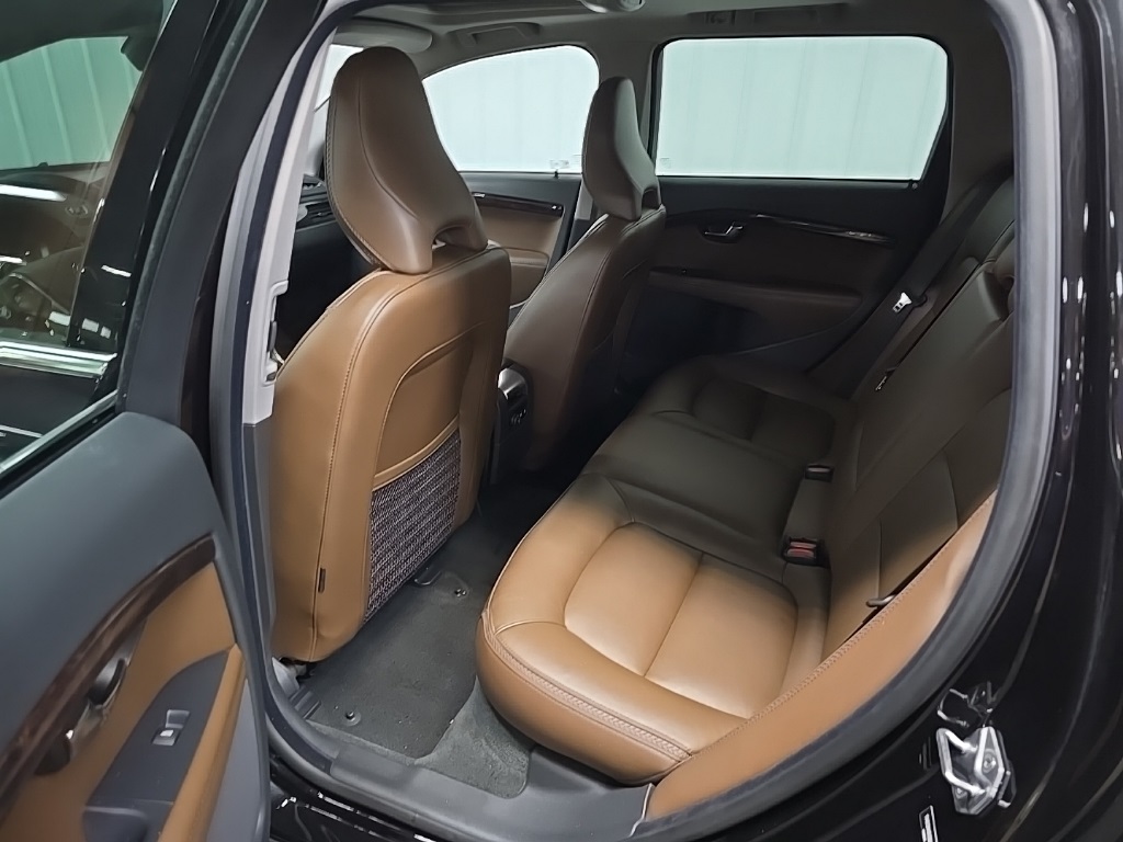 2016 Volvo XC70 T5 Premier photo 31