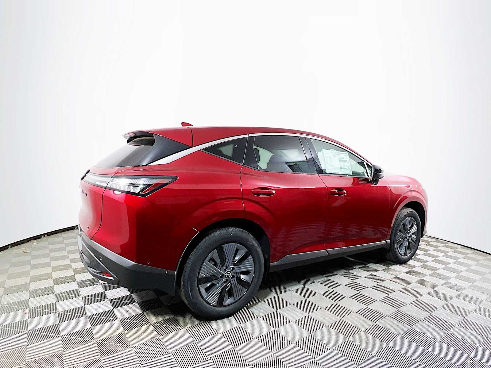 2025 Nissan Murano SL photo 2