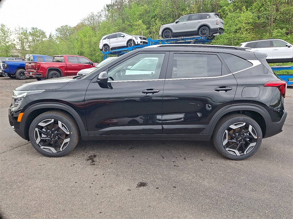 2025 Kia Seltos SX photo 7