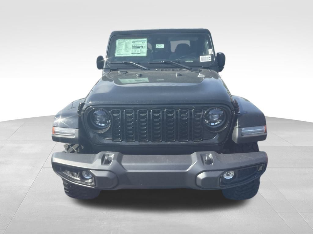 2025 Jeep Gladiator Willys photo 3