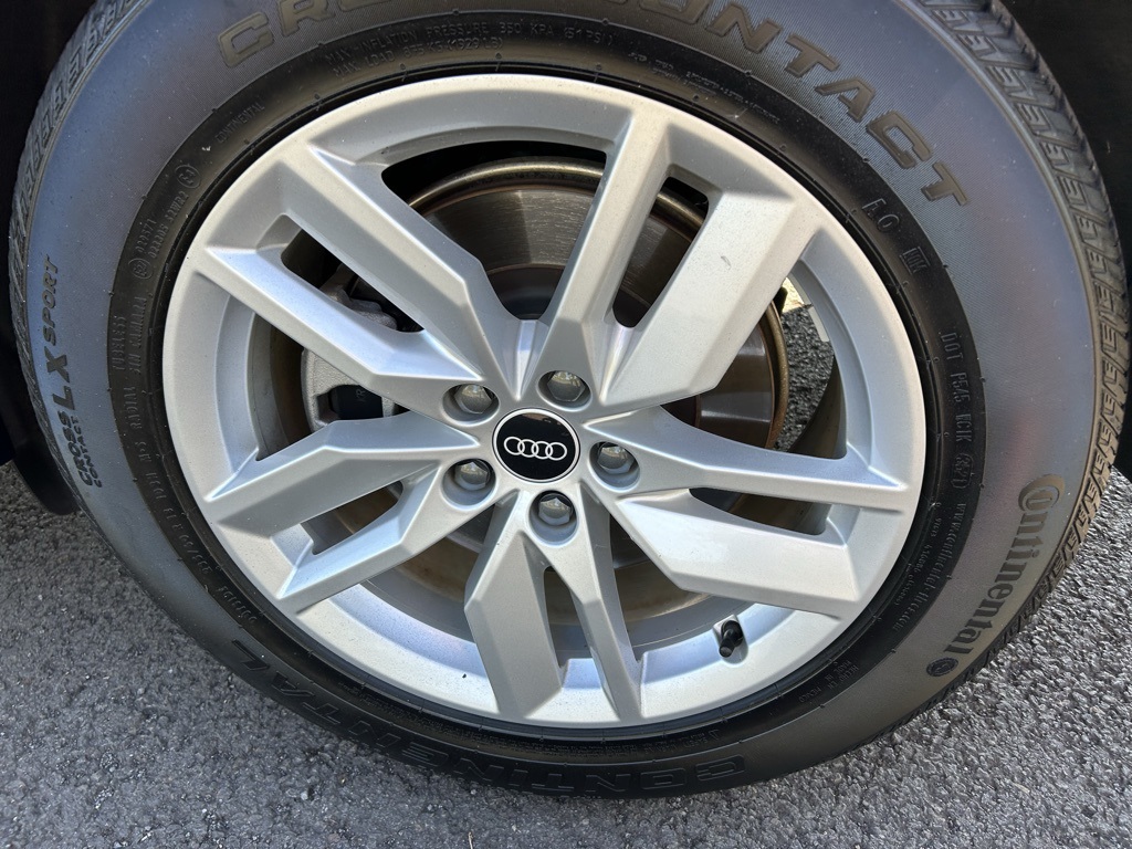 2022 Audi Q5 45 S line Premium photo 8