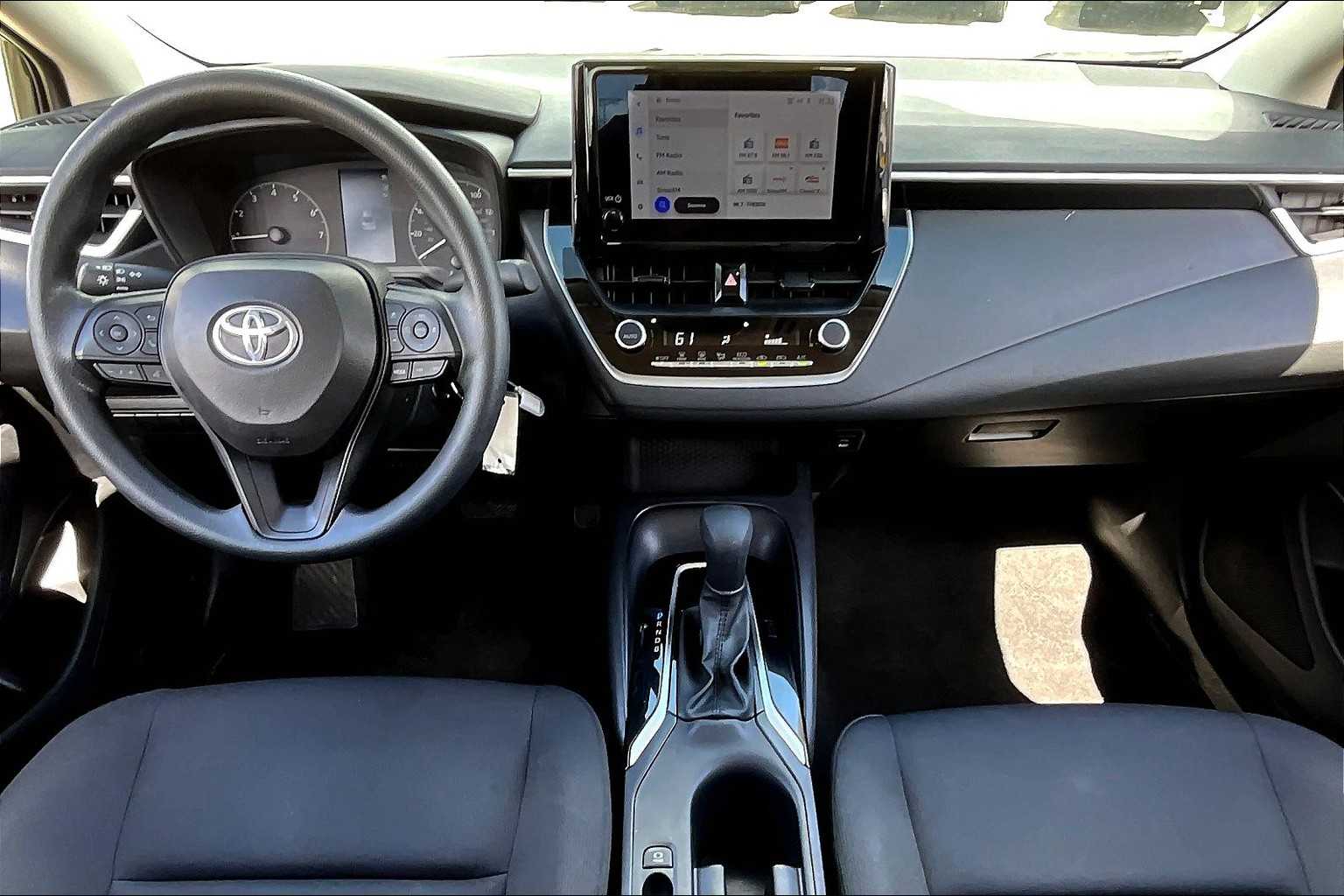 2024 Toyota Corolla LE photo 14