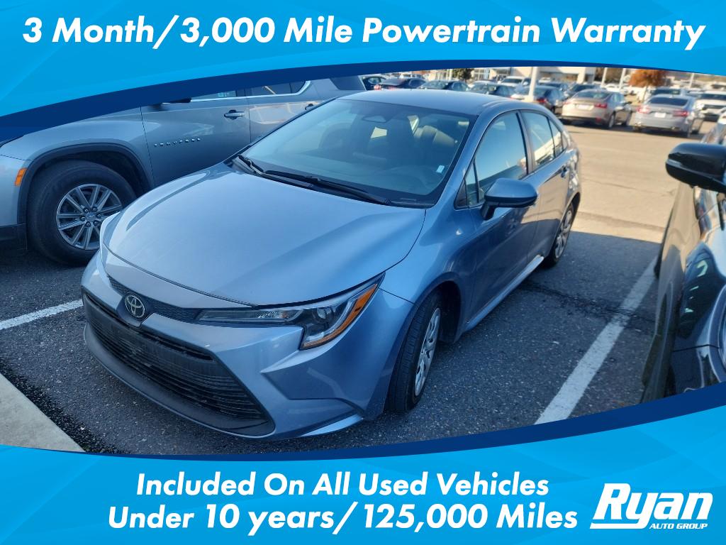 2023 Toyota Corolla LE's photo