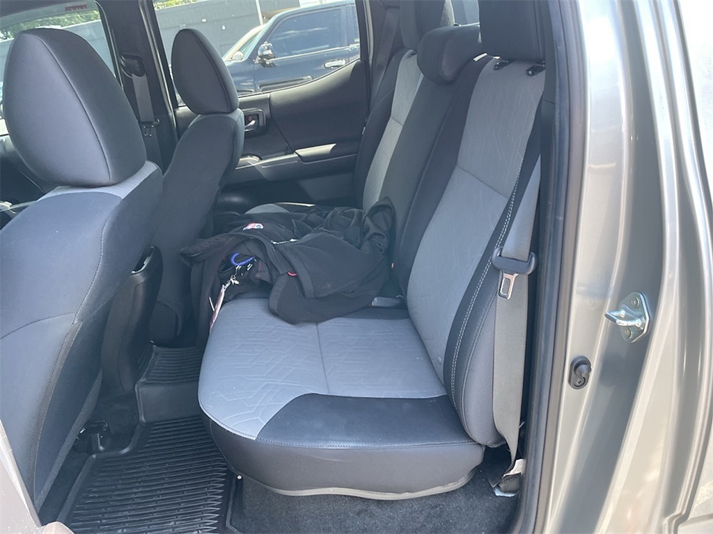 2023 Toyota Tacoma TRD Sport photo 5