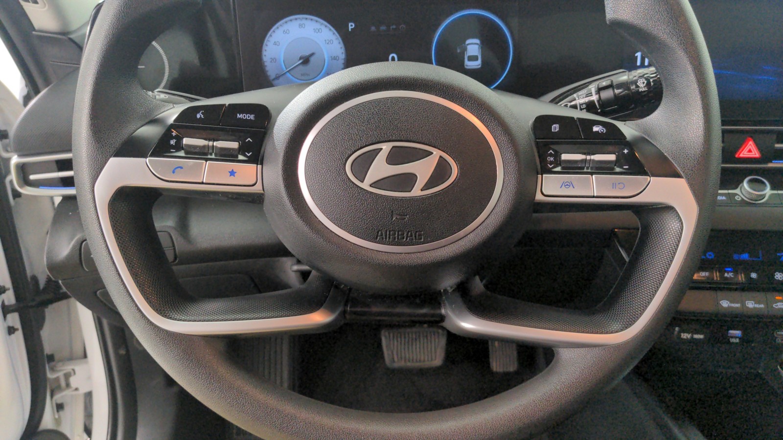 Used 2024 Serenity White Hyundai SEL image 16