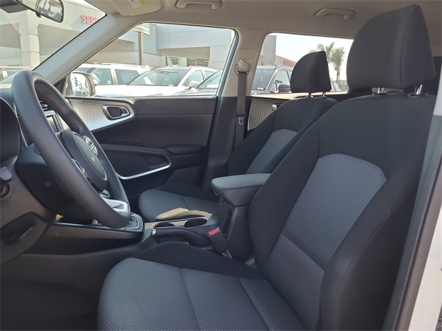 2023 Kia Soul LX S photo 14