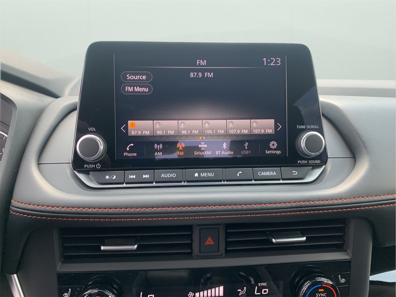 2026 Nissan Rogue SV photo 22