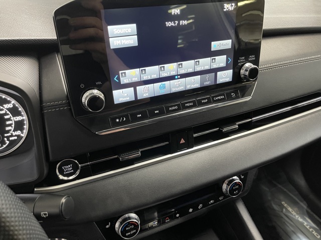 2022 Mitsubishi Outlander SEL photo 32