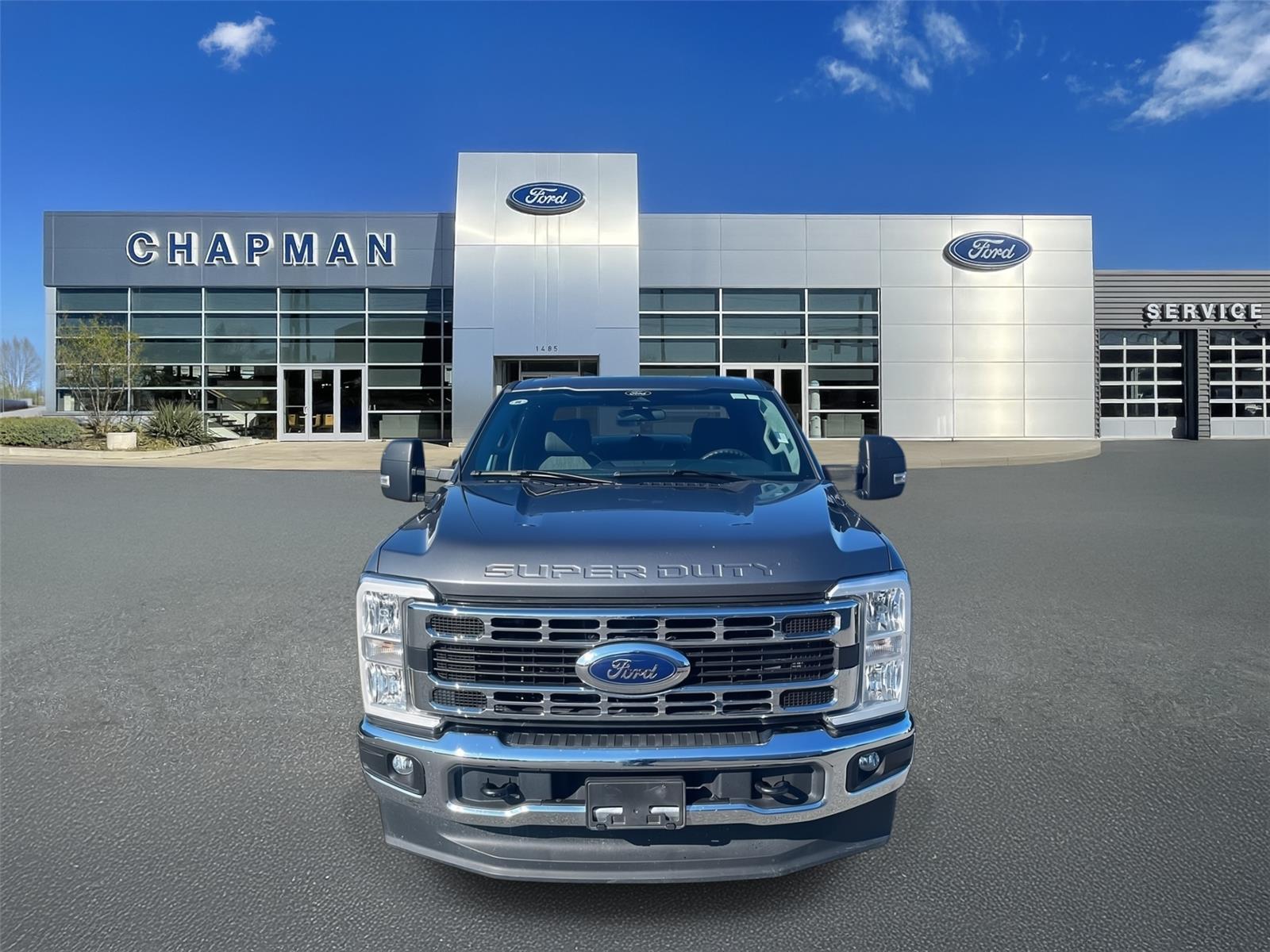2024 Ford F-250 XLT photo 2