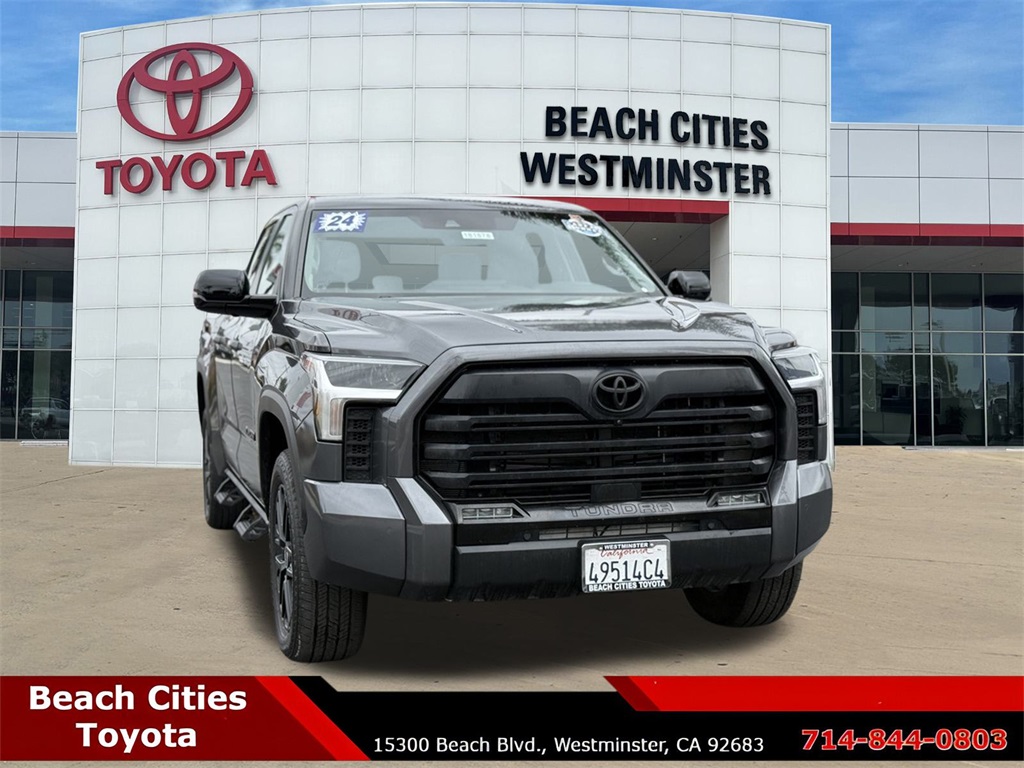 2024 Toyota Tundra Limited CrewMax photo 2