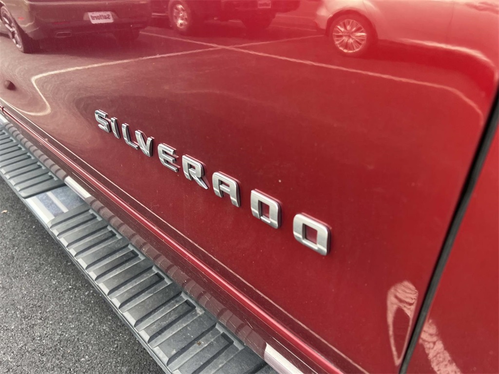 2018 Chevrolet Silverado 1500 LT photo 8