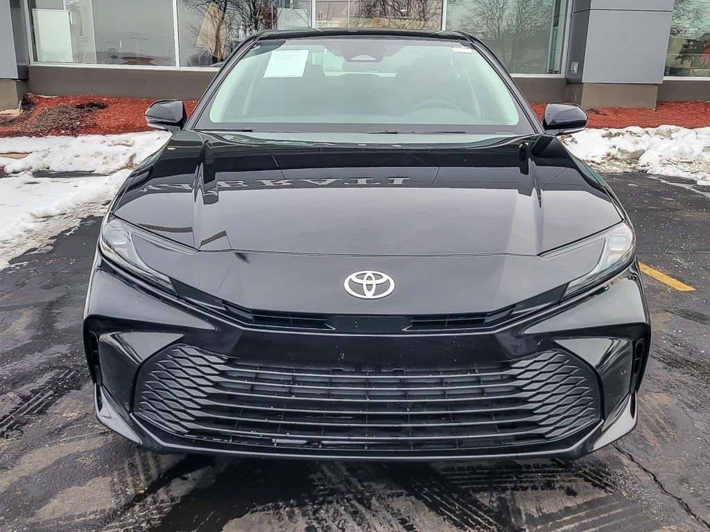 2025 Toyota Camry LE photo 3
