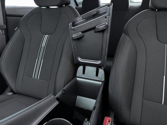 2025 Hyundai Elantra Hybrid SEL Sport photo 17