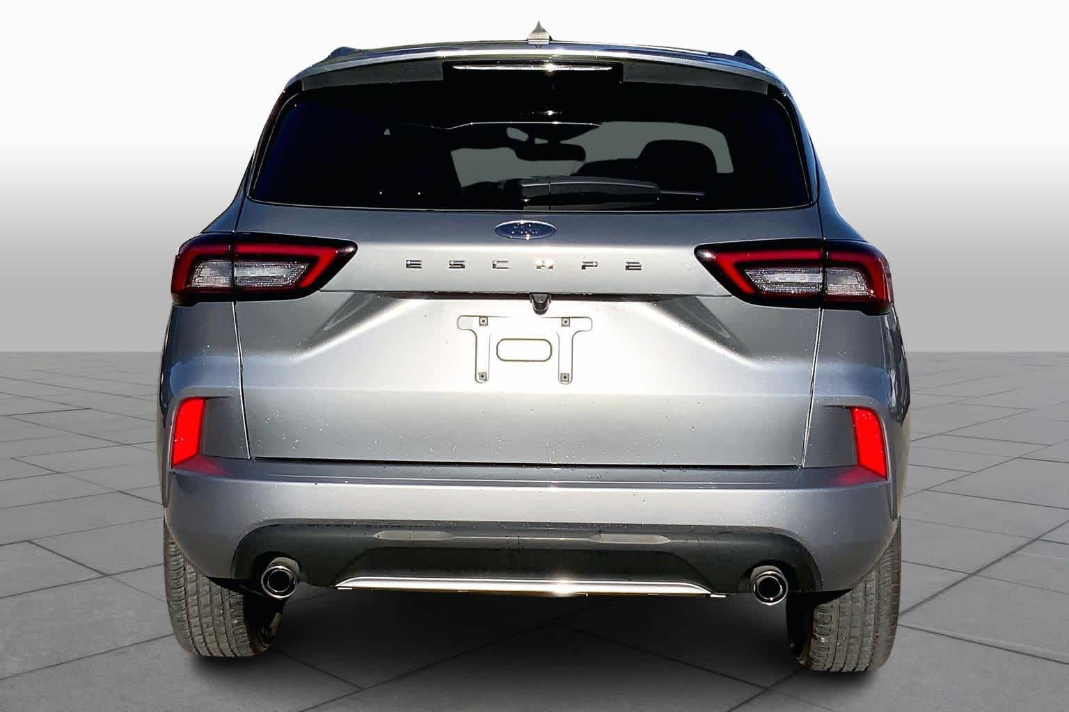 2024 Ford Escape ST-Line photo 4