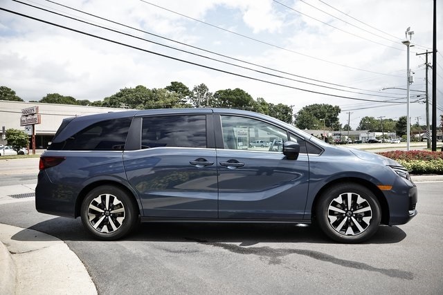 2026 Honda Odyssey EX-L photo 12