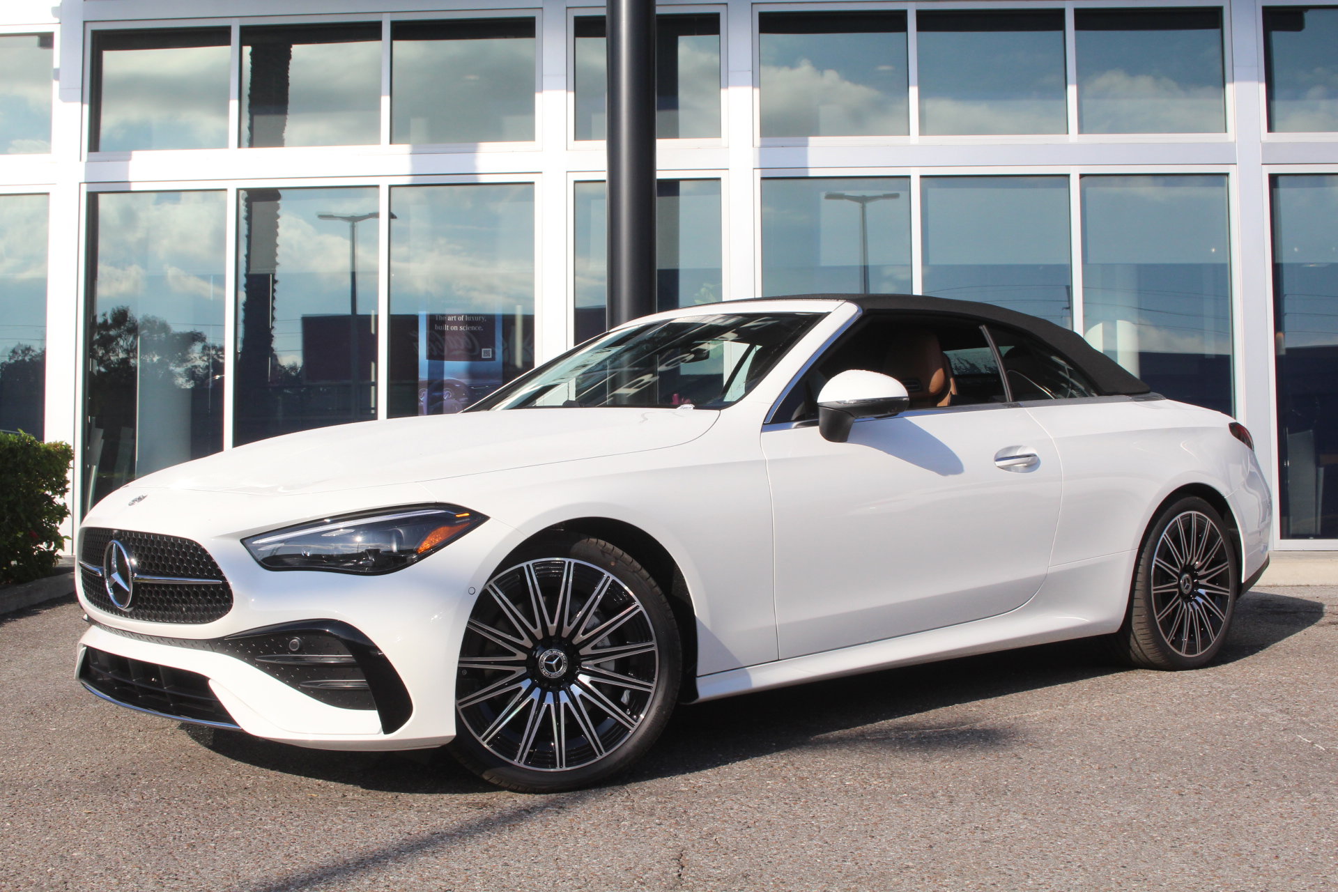 2026 Mercedes Benz CLE 300 4MATIC Cabriolet photo 2