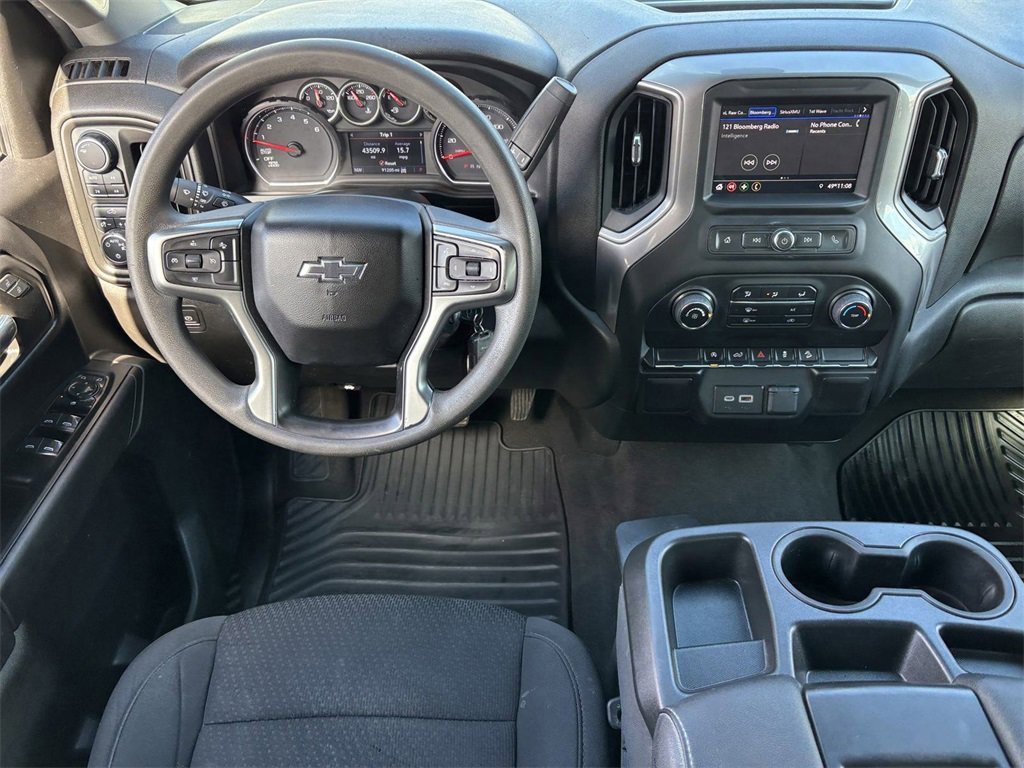 2021 Chevrolet Silverado 1500 Custom Trail Boss photo 3