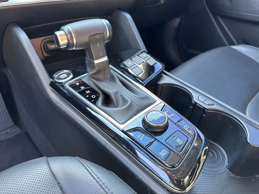 2024 Kia Sportage EX photo 28