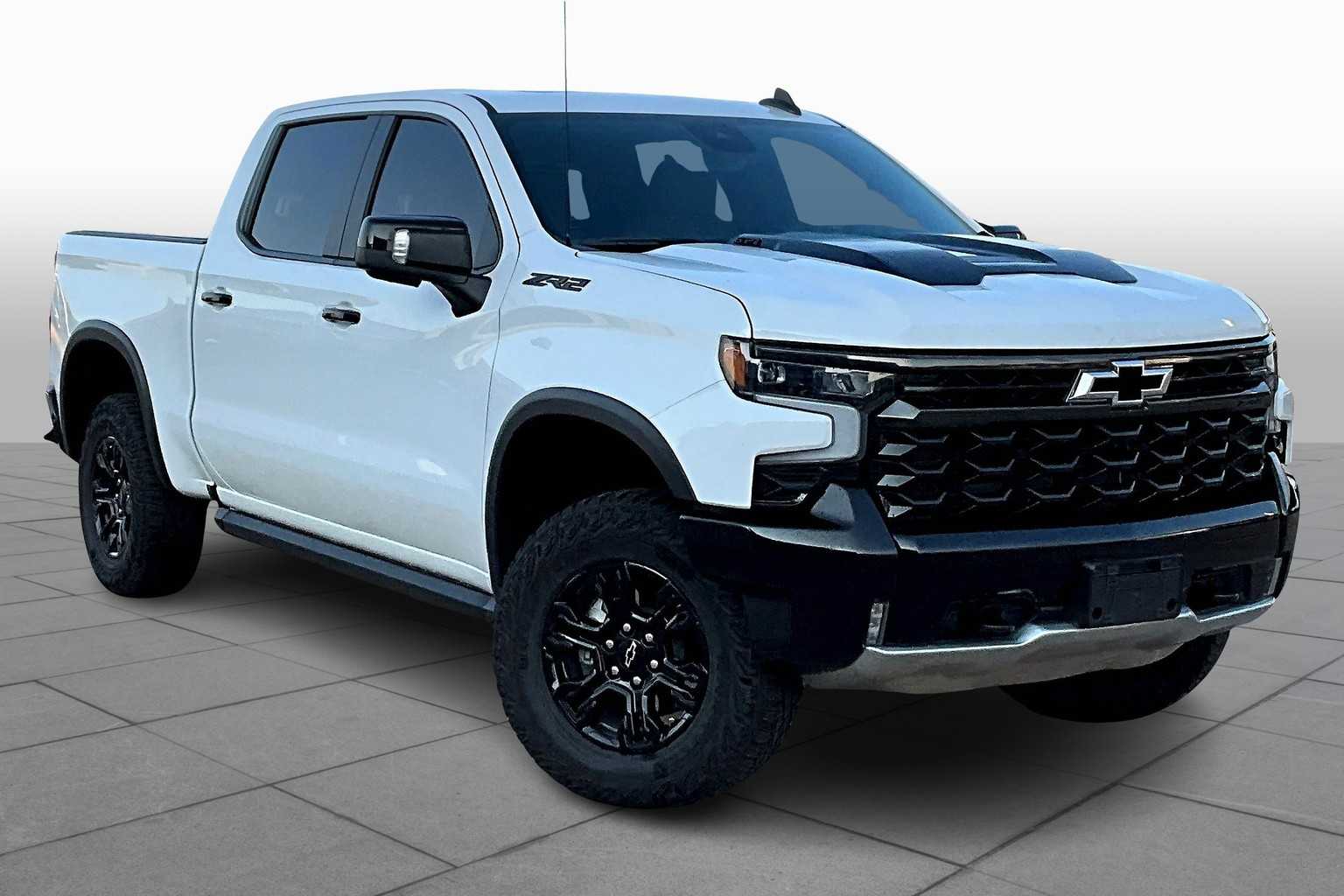 2024 Chevrolet Silverado 1500 ZR2 photo 2