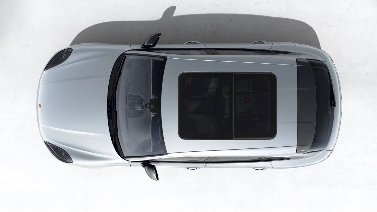 2026 Porsche Macan T photo 6