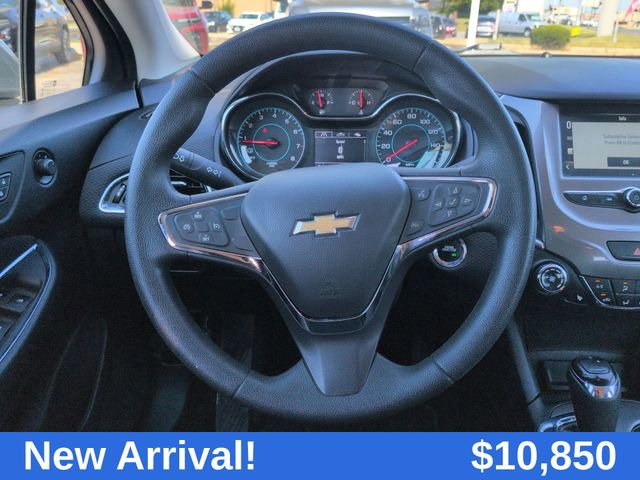 2017 Chevrolet Cruze LT photo 12