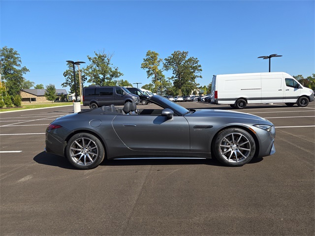 2023 Mercedes Benz SL AMG 43 photo 2