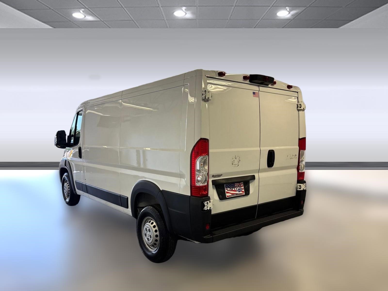 2024 Ram ProMaster 1500 Tradesman Cargo Van photo 2