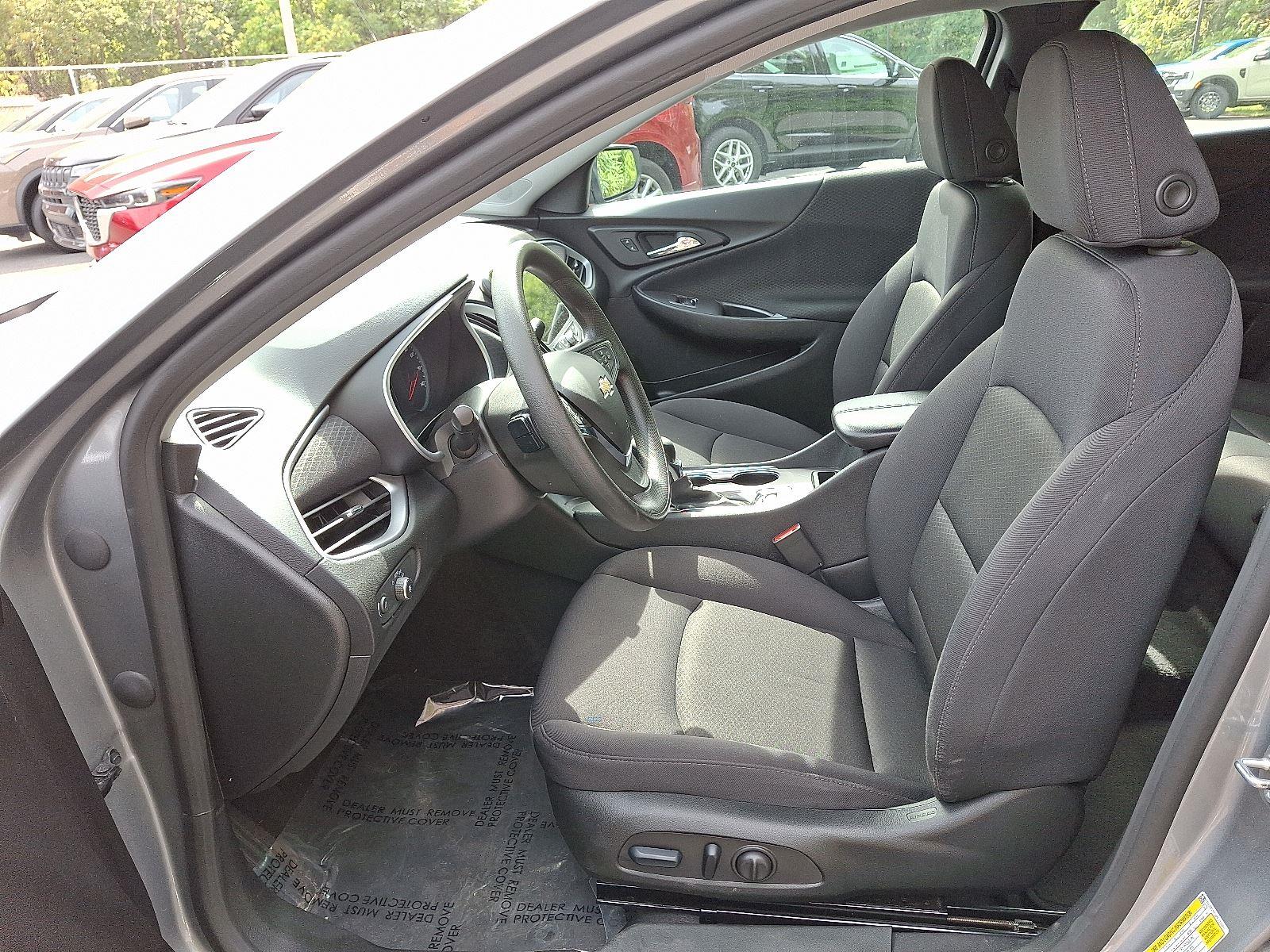 2023 Chevrolet Malibu 1LT photo 12