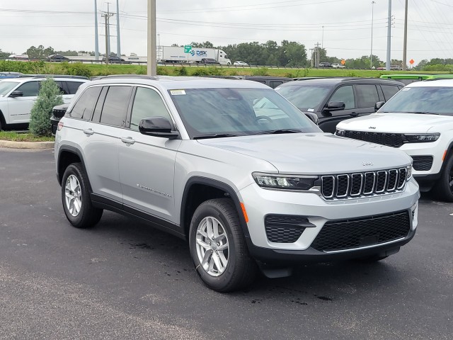 New 2025 Jeep Grand Cherokee Laredo X 4x2 Utility