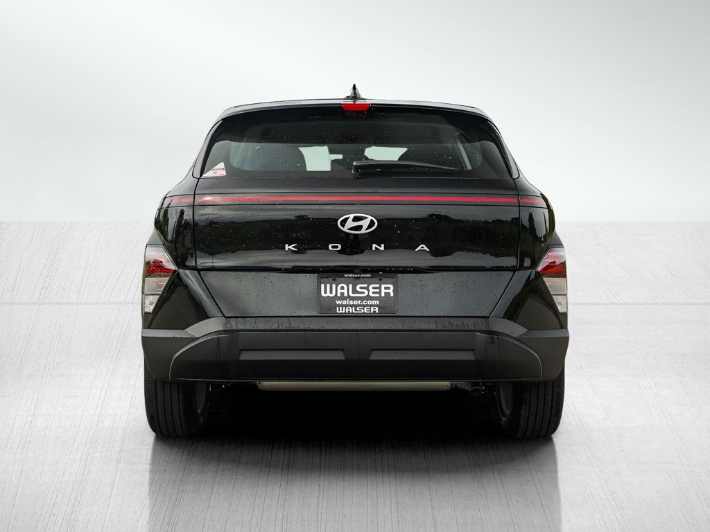 2026 Hyundai Kona SE photo 4