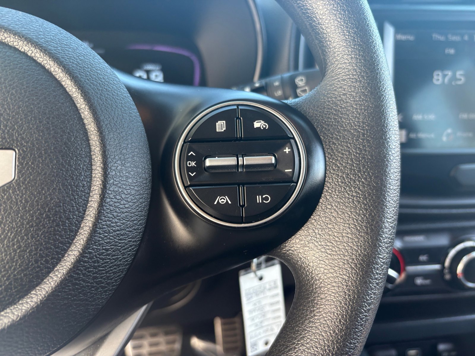 2024 Kia Soul LX photo 10