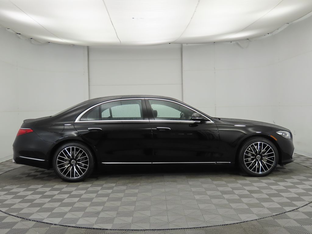 2025 Mercedes Benz S 580 4MATIC photo 4