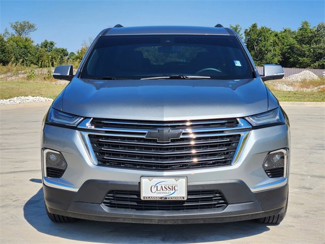 2023 Chevrolet Traverse Cloth photo 2