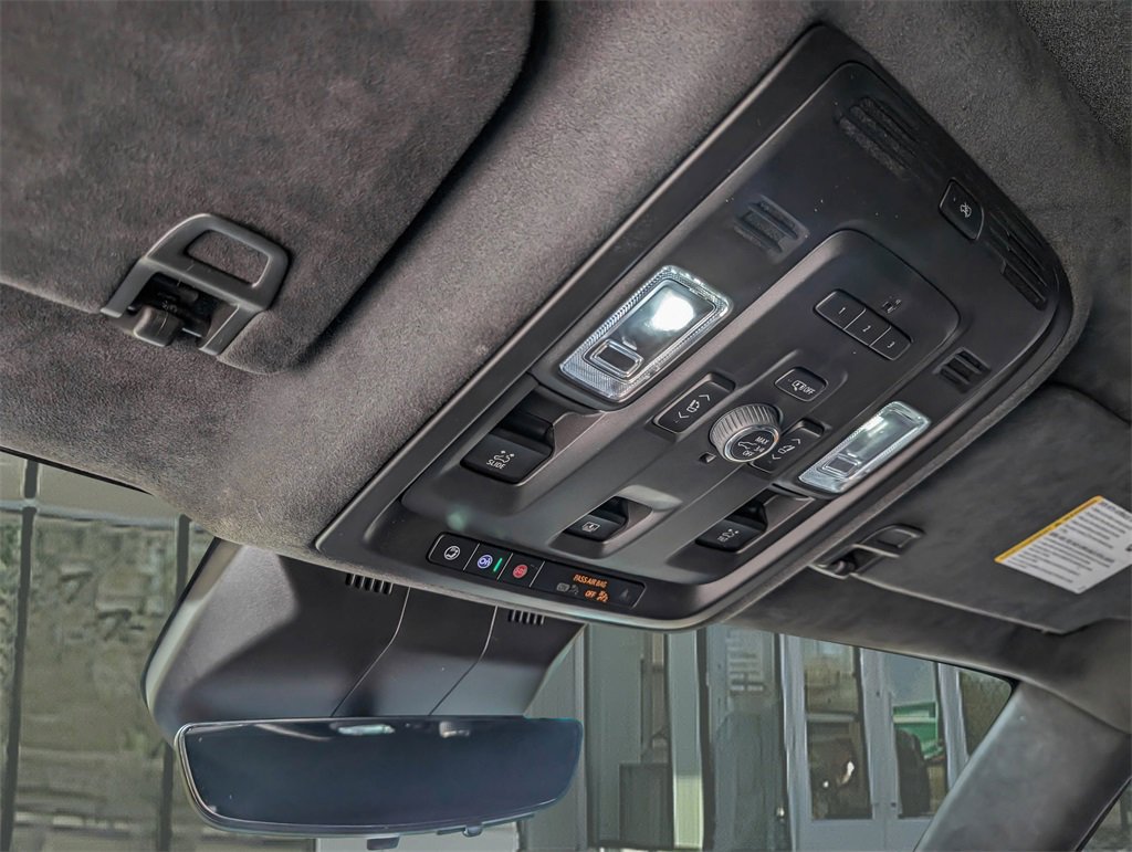 2022 Cadillac Escalade ESV Sport Platinum photo 32