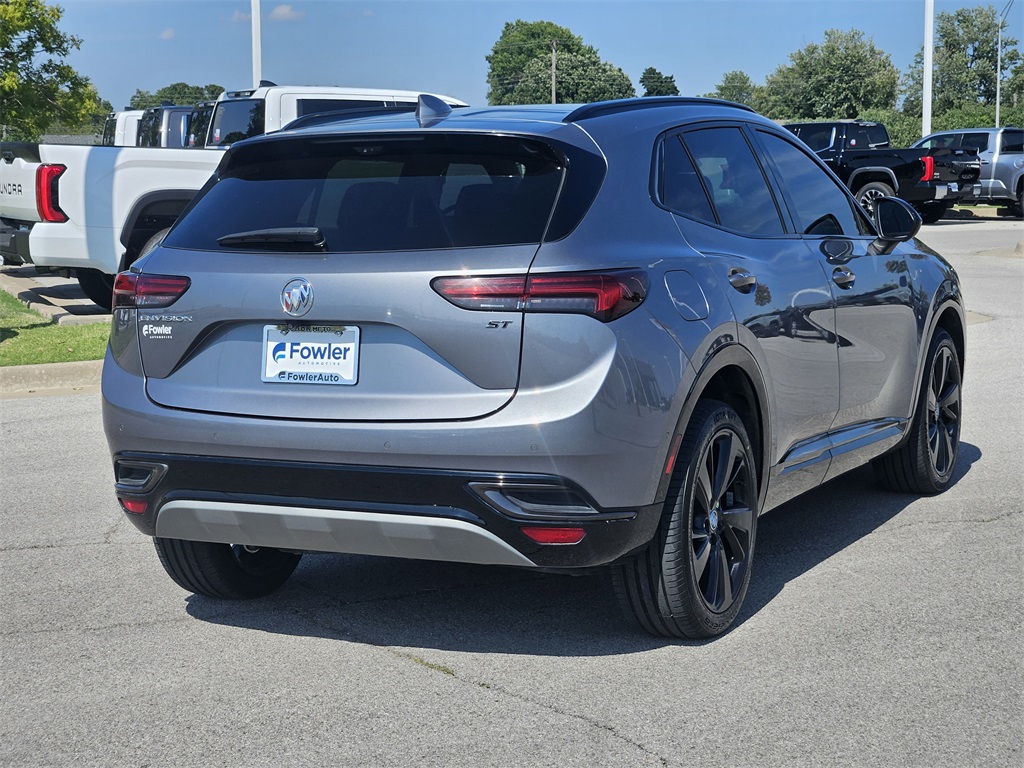 2022 Buick Envision Essence photo 2