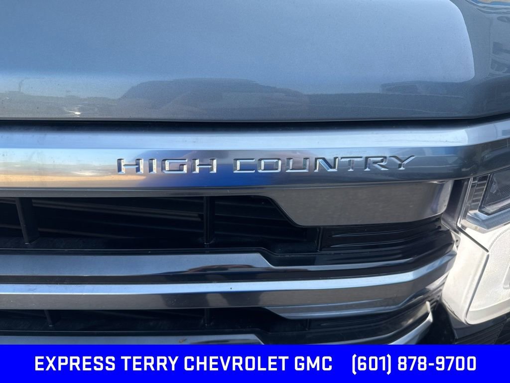 2024 Chevrolet Silverado 1500 High Country photo 4