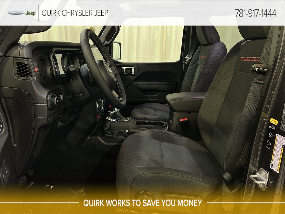 New 2025 Granite Crystal Metallic Clearcoat Jeep Rubicon image 14