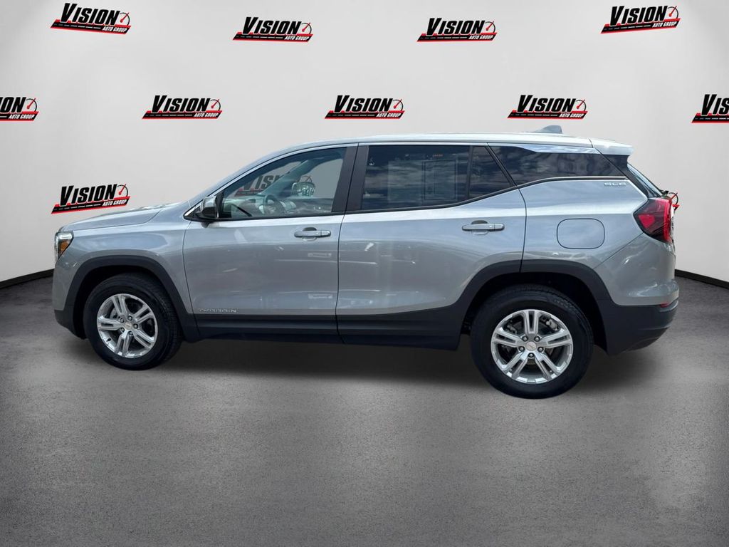 2023 Gmc Terrain SLE photo 8