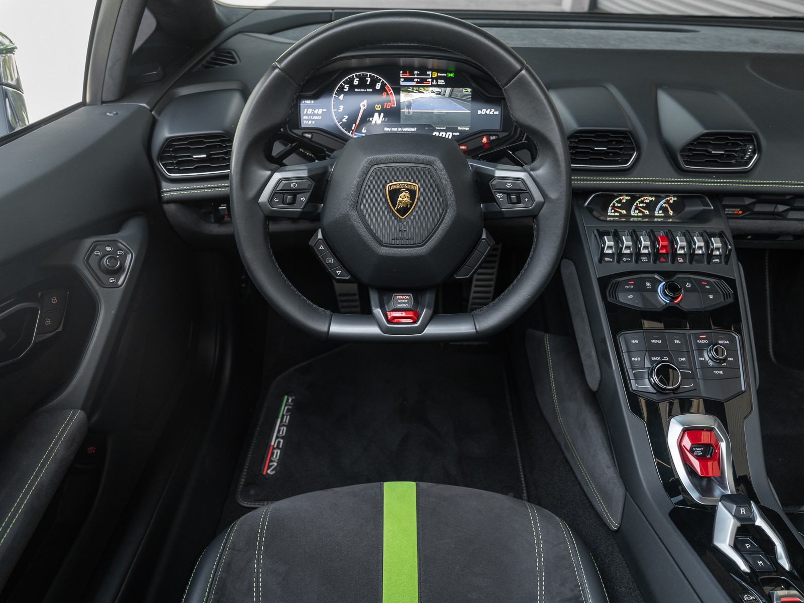 2016 Lamborghini Huracan LP 610-4 Spyder photo 10