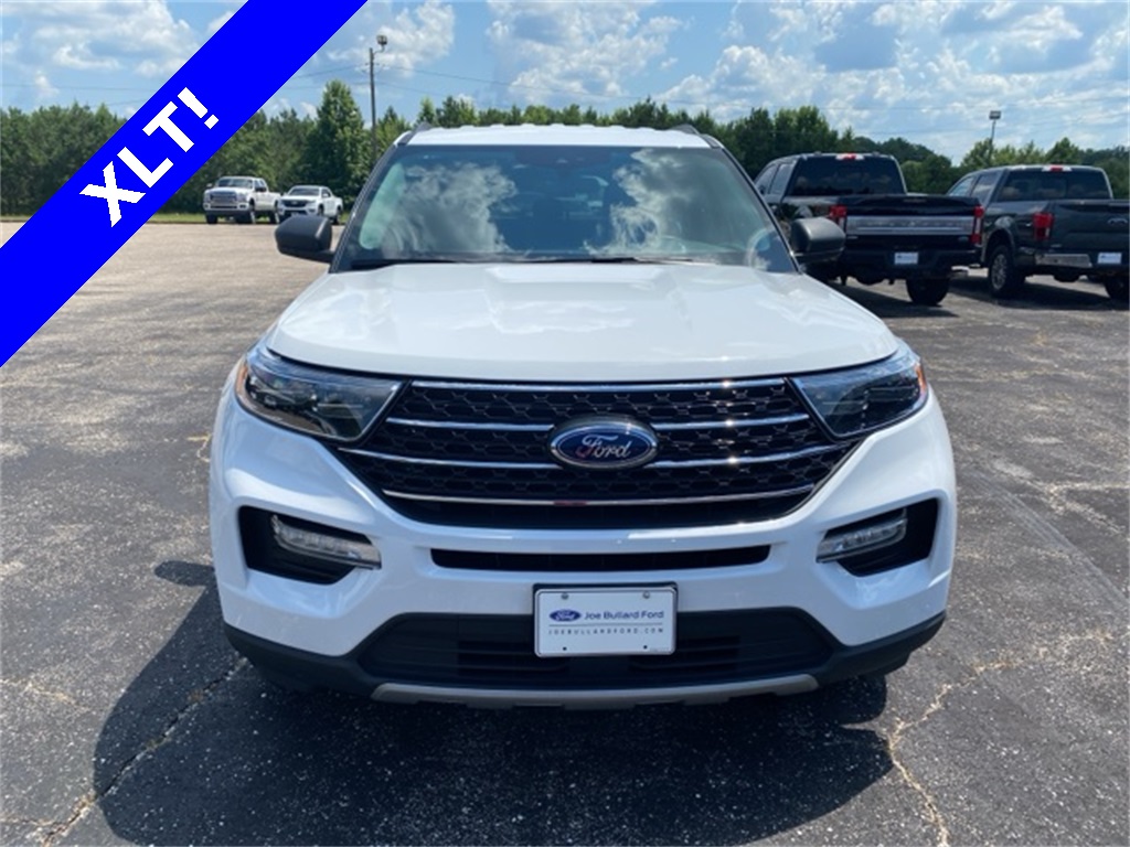 2024 Ford Explorer XLT photo 4