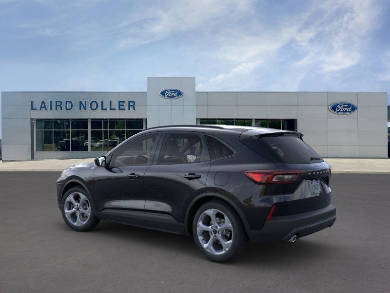 2025 Ford Escape ST-Line photo 4