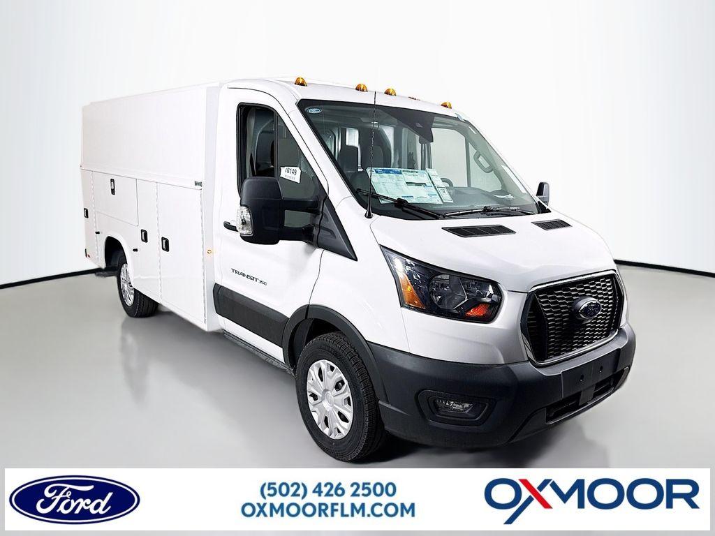 2025 Ford Transit Cutaway Base's photo