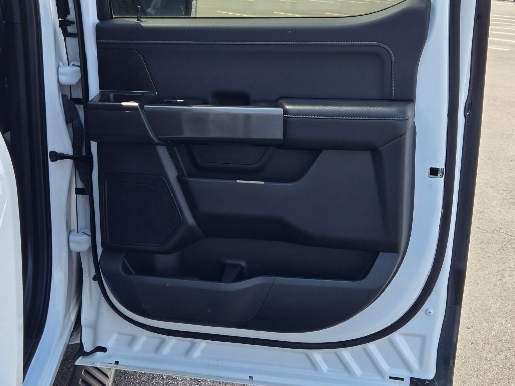 2022 Ford F-150 XLT photo 7