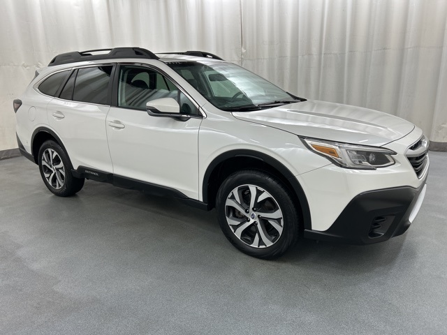 2022 Subaru Outback Limited's photo