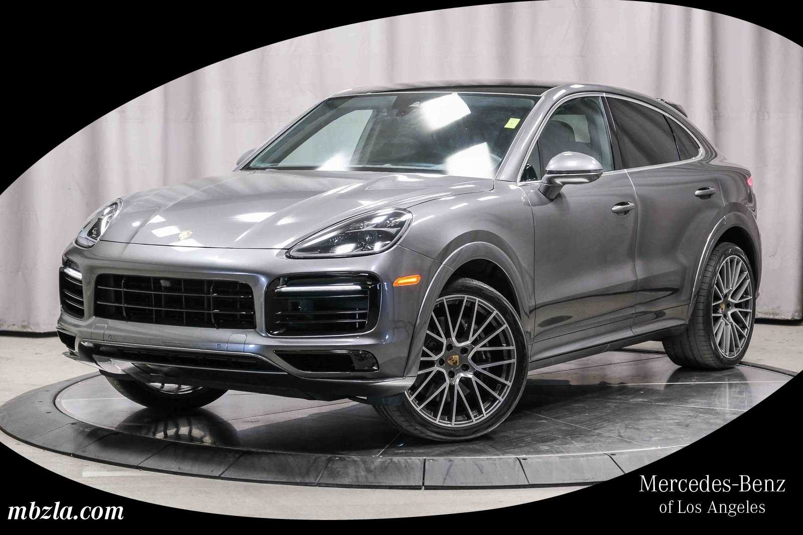2022 Porsche Cayenne Coup Base