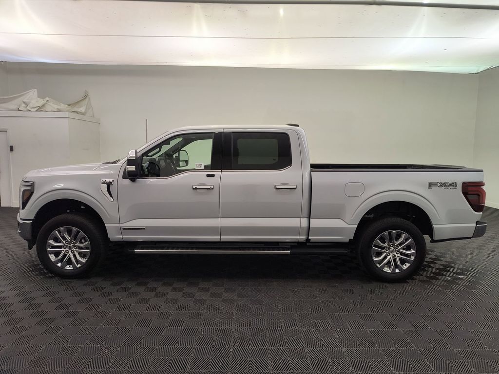 2025 Ford F-150 Lariat photo 2