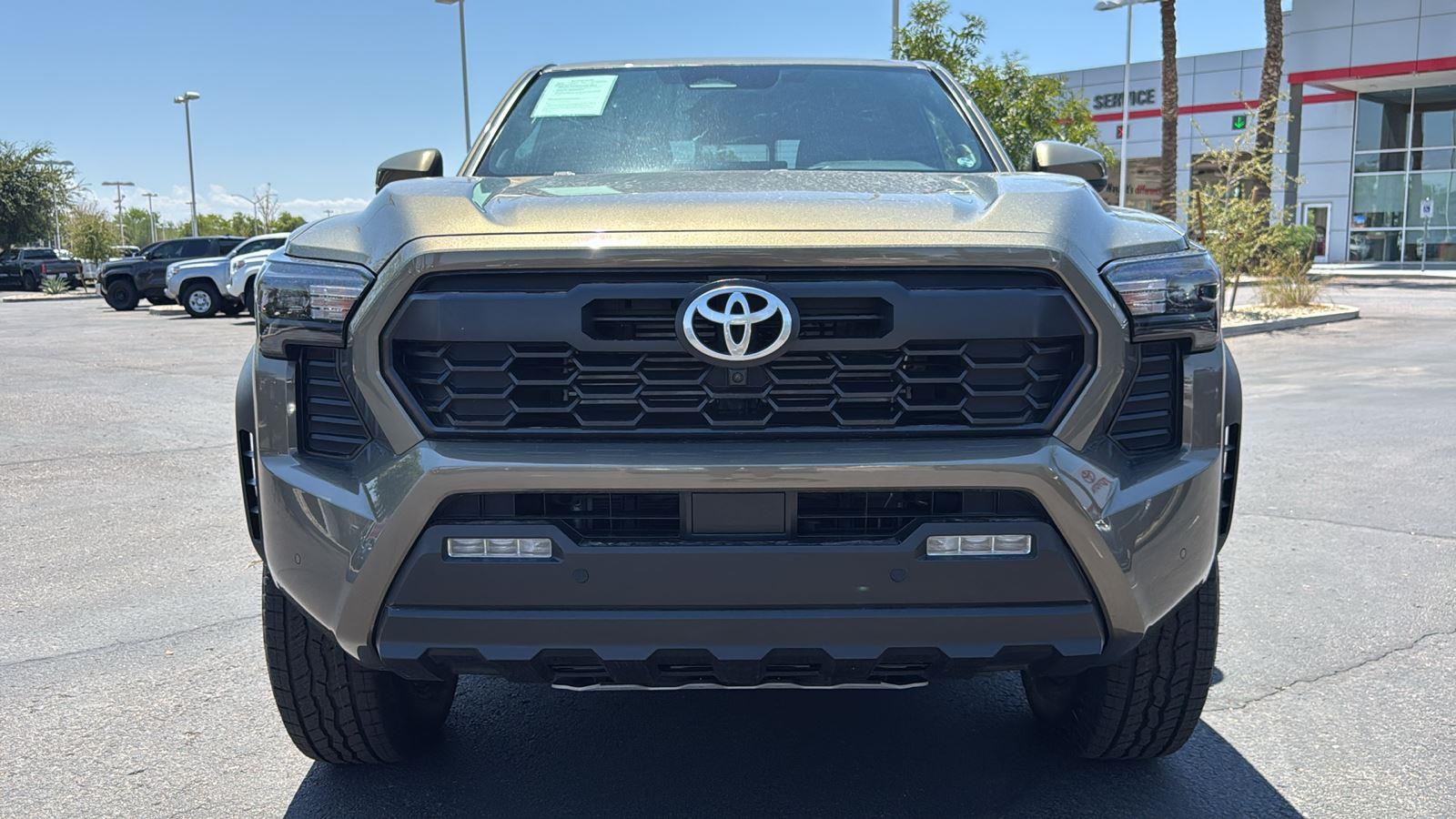 2024 Toyota Tacoma TRD Sport photo 2