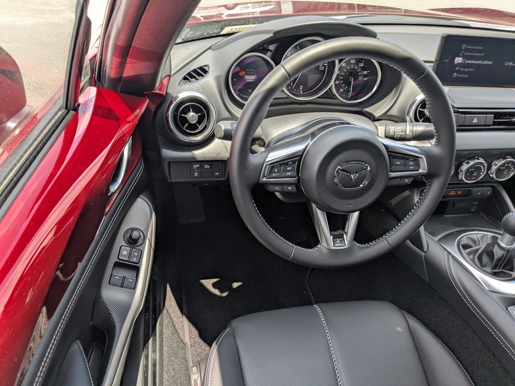 2025 Mazda MX-5 Miata Miata Grand Touring photo 14